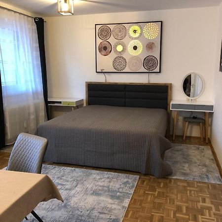 באד קליניקירשהיים Apartment Hugo מראה חיצוני תמונה