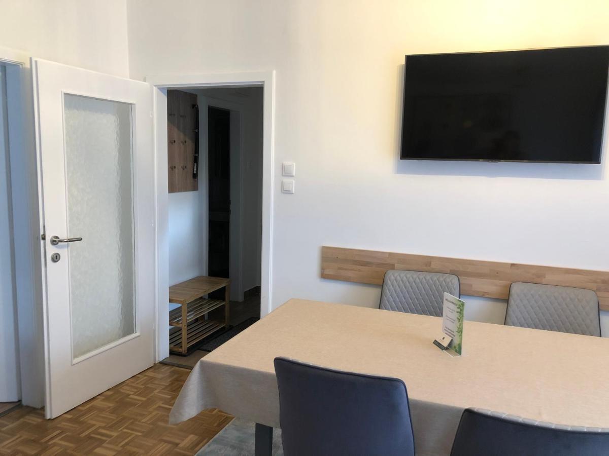 באד קליניקירשהיים Apartment Hugo מראה חיצוני תמונה