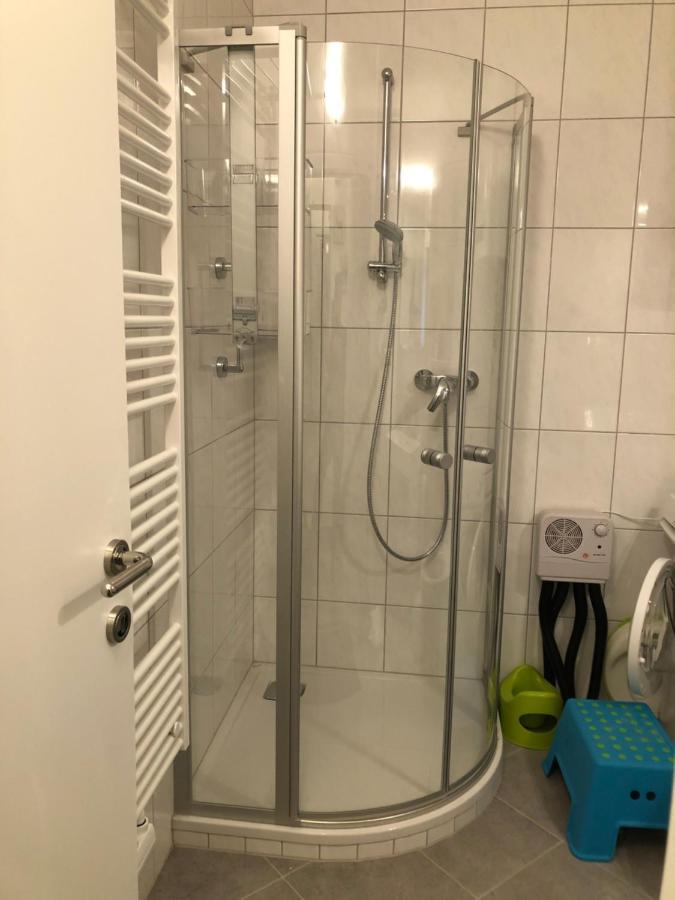 באד קליניקירשהיים Apartment Hugo מראה חיצוני תמונה